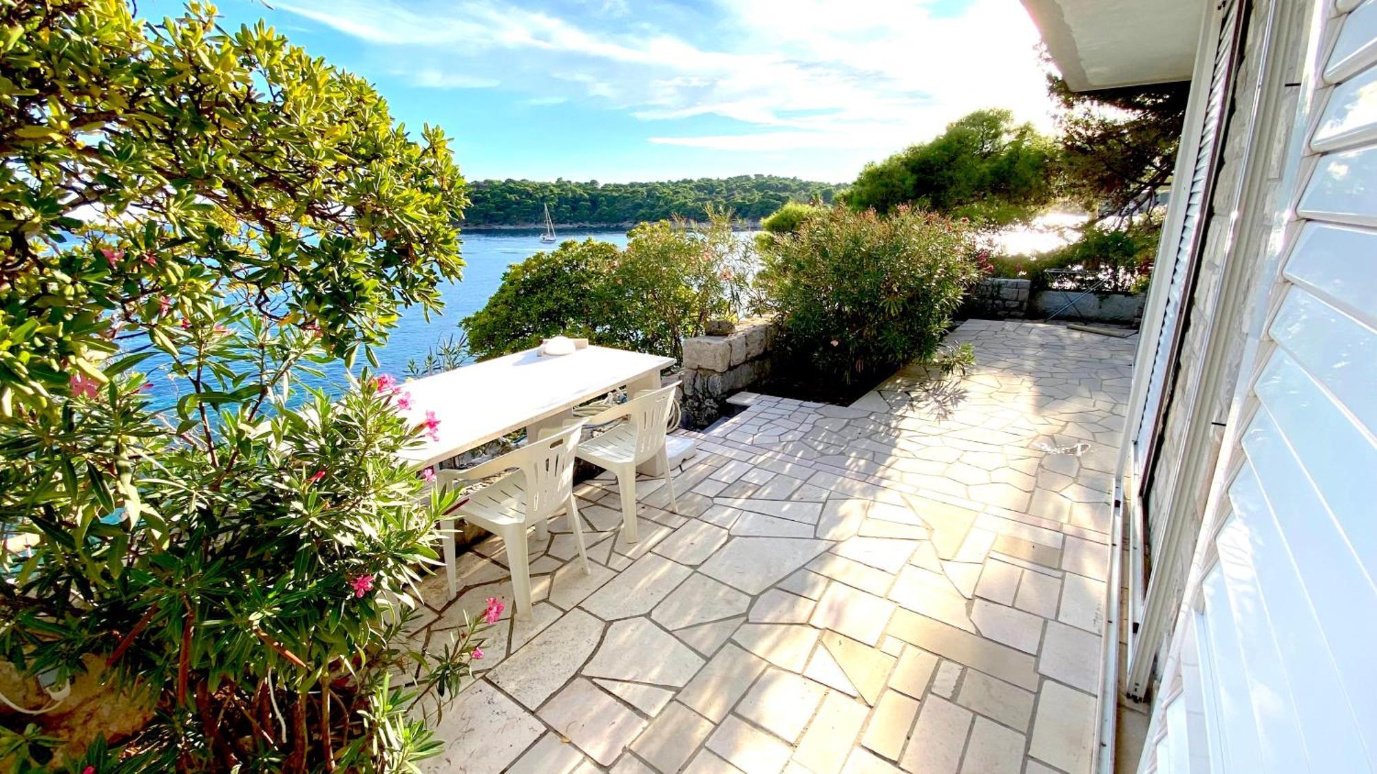 Beach House On The Cliff Затон Экстерьер фото